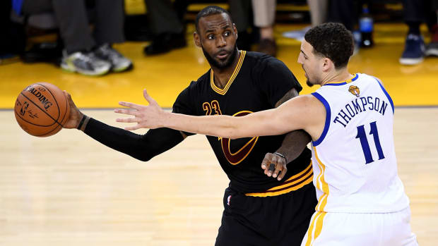 lebron_pass_marquee_.jpg